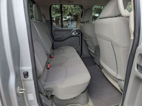 Used 2018 Nissan Frontier SV w/ Value Truck Package image 34