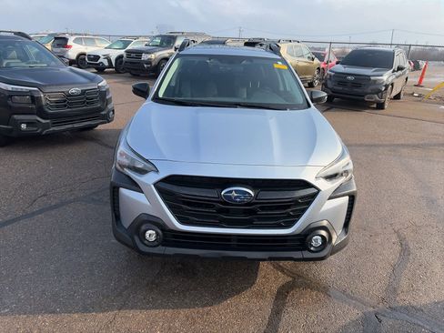 Used 2024 Subaru Outback Onyx Edition image 3