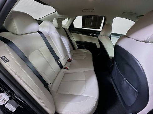 Used 2021 Kia K5 LXS image 11