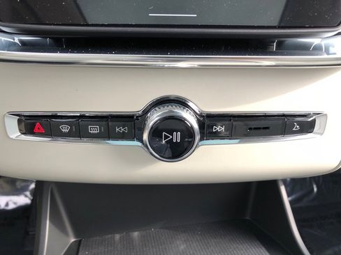 New 2026 Volvo XC90 B6 Ultra image 27