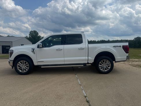 New 2025 Ford F150 Lariat w/ Equipment Group 501A Mid image 26