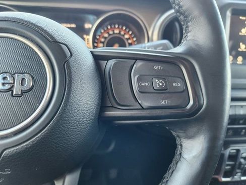 Used 2021 Jeep Gladiator Sport image 30