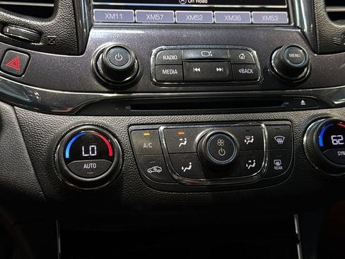 Used 2018 Chevrolet Impala Premier FWD image 30