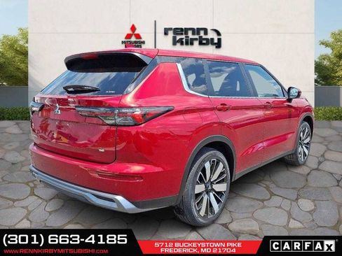 New 2025 Mitsubishi Outlander SE image 4