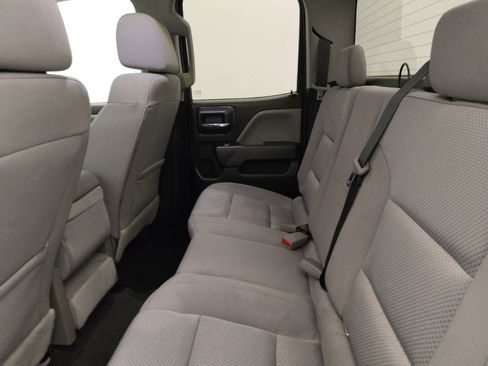 Used 2019 Chevrolet Silverado 1500 Custom w/ Custom Convenience Package image 18