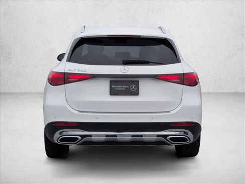 New 2026 Mercedes-Benz GLC 300 image 8