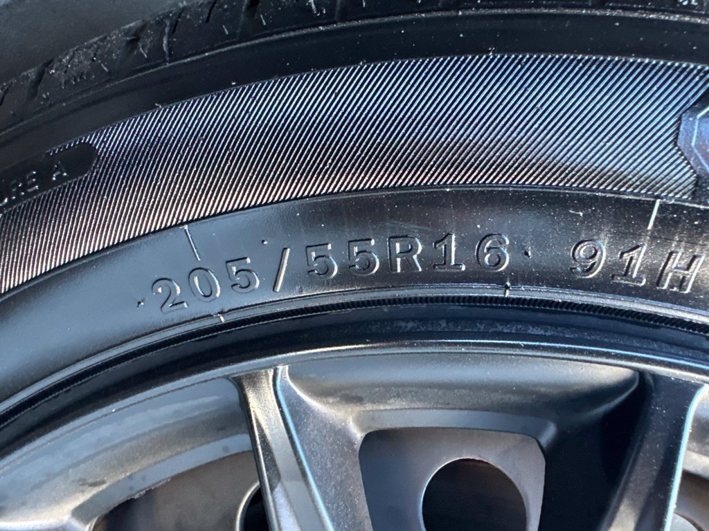 Used 2024 Toyota Corolla LE FWD image 31