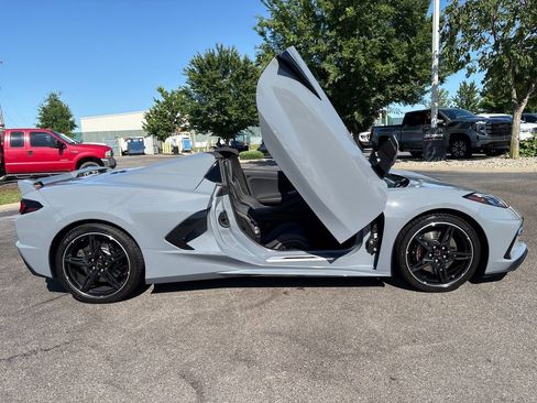 Certified 2024 Chevrolet Corvette Stingray Convertible w/ Z51 Performance Package RWD image 23