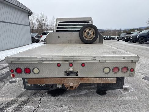 Used 2008 Dodge Ram 4500 Truck 4x4 Quad Cab w/ 2GG SLT Cpos Pkg image 4