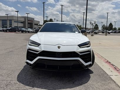 Used 2022 Lamborghini Urus
