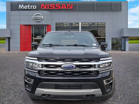 Used 2022 Ford Expedition Limited image 2