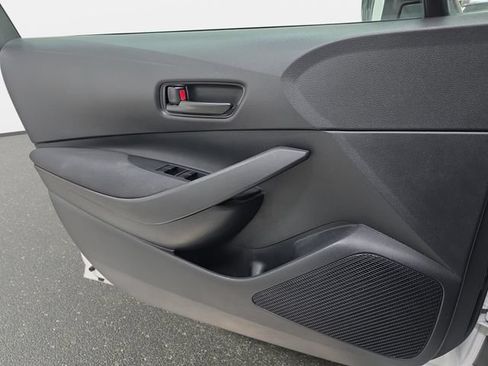 Certified 2025 Toyota Corolla LE FWD image 22