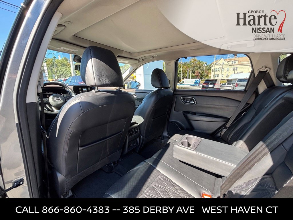 Certified 2022 Nissan Rogue Platinum w/ Head-Up Display Package AWD/4WD image 21