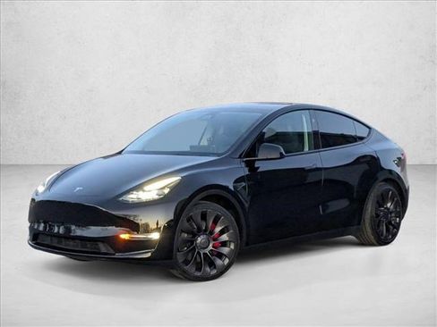 Used 2025 Tesla Model Y Performance image 1