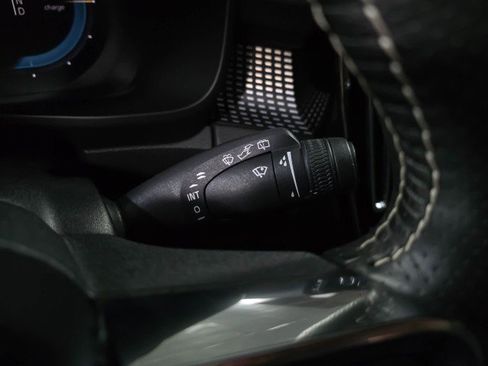 Used 2021 Volvo XC40 P8 Recharge w/ Advanced Package image 23