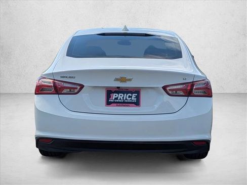 Used 2022 Chevrolet Malibu LT FWD image 7