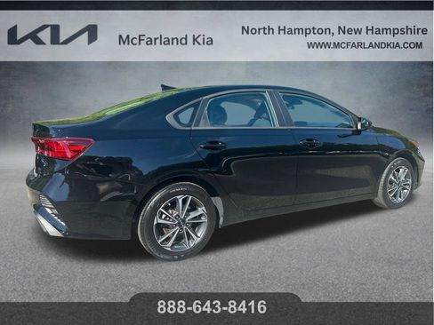Used 2024 Kia Forte LXS FWD image 6