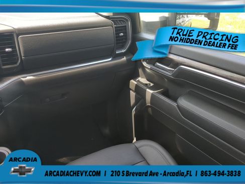 Used 2024 Chevrolet Silverado 2500 LTZ AWD/4WD image 17