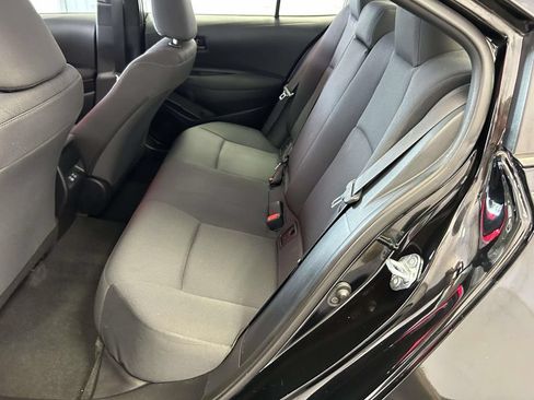 Used 2025 Toyota Corolla LE FWD image 14