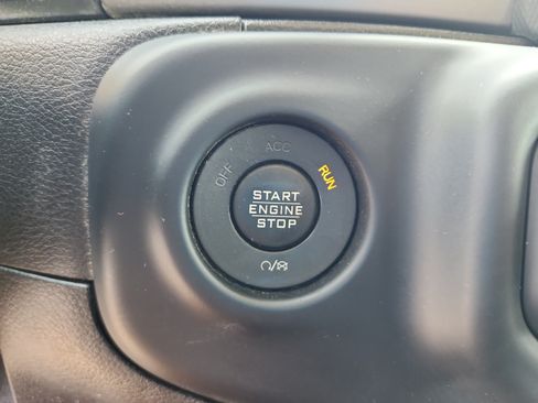 Used 2018 Jeep Wrangler Unlimited Sport AWD/4WD image 26