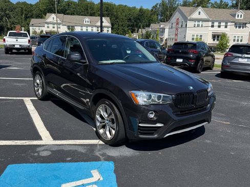 Used 2017 BMW X4 xDrive28i AWD/4WD image 3