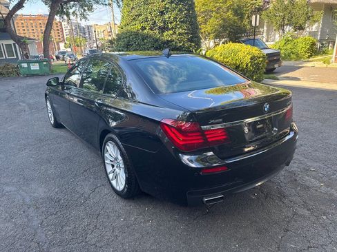 Used 2013 BMW 740Li xDrive AWD/4WD image 4
