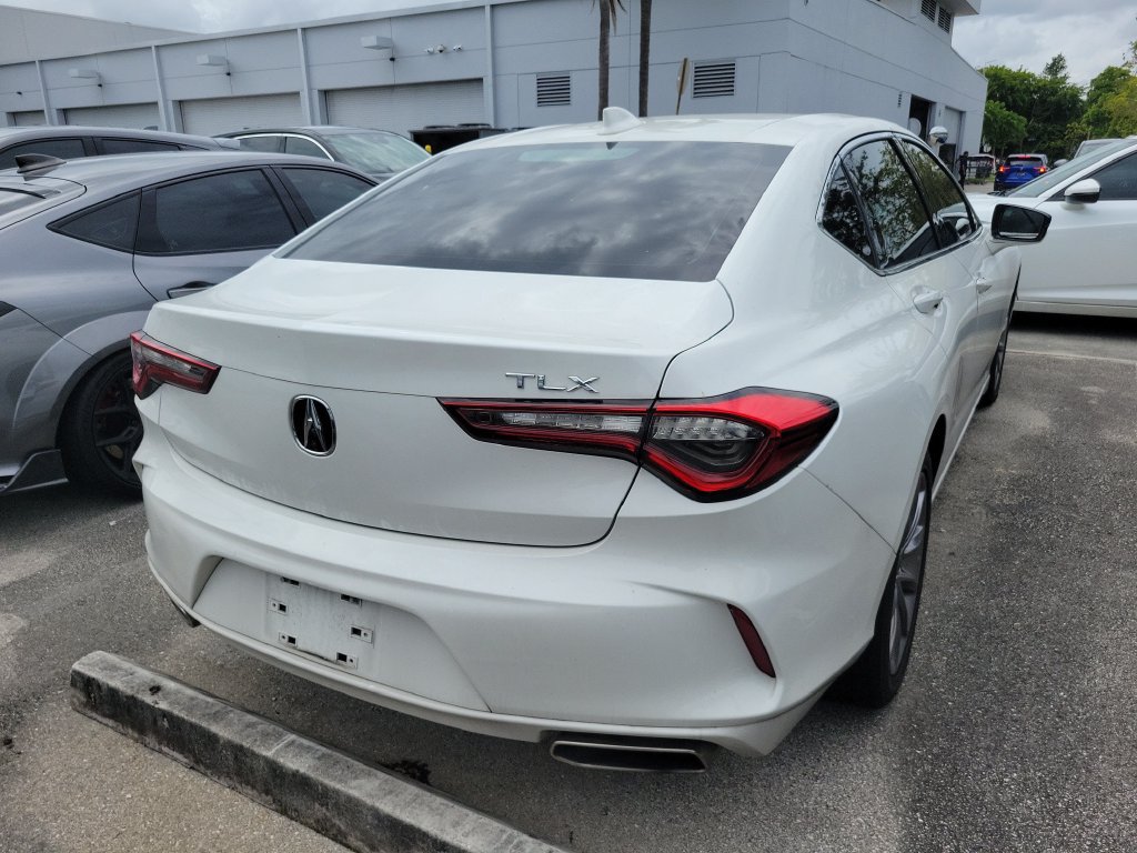 Used 2023 Acura TLX FWD image 6