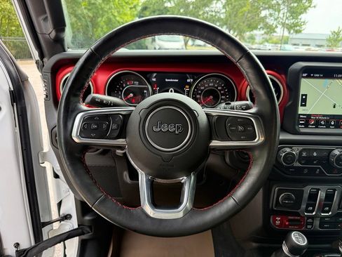 Used 2021 Jeep Wrangler Rubicon AWD/4WD image 11