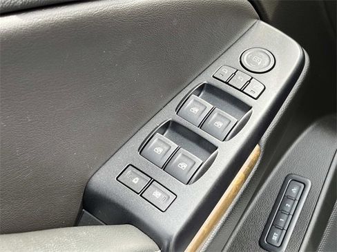 Used 2018 GMC Yukon XL Denali w/ Denali Ultimate Package image 34