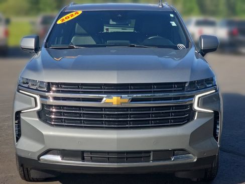 Used 2024 Chevrolet Suburban LT AWD/4WD image 10