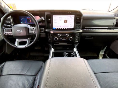 Certified 2024 Ford F250 Lariat w/ Sport Appearance Package image 15