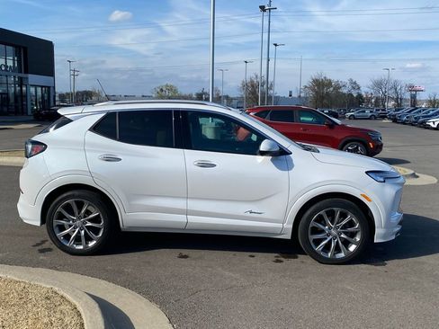 Used 2024 Buick Encore GX Avenir w/ Avenir Convenience Package image 8