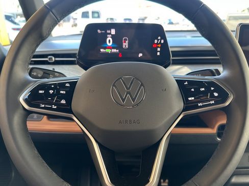 New 2025 Volkswagen ID. Buzz Pro S image 23