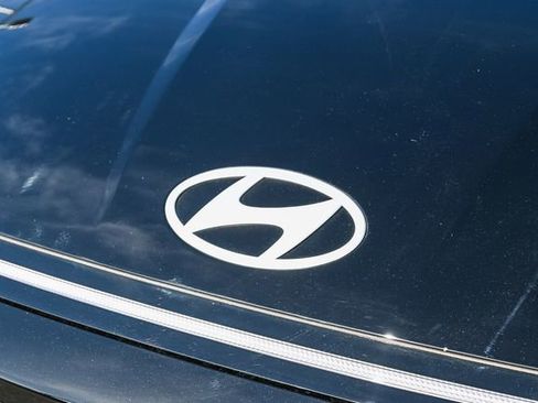 Certified 2025 Hyundai Sonata Limited image 14