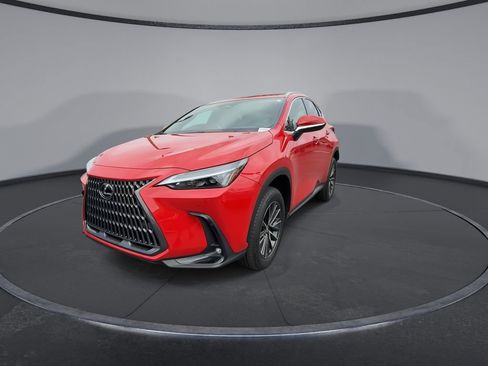 Used 2024 Lexus NX 250 FWD image 4