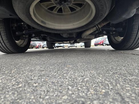 Used 2011 Toyota Highlander Limited image 18