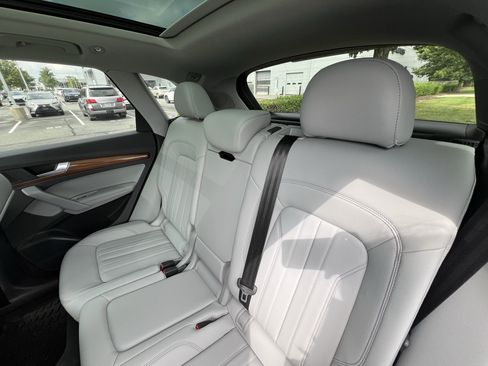 Used 2023 Audi Q5 2.0T Premium Plus AWD/4WD image 33