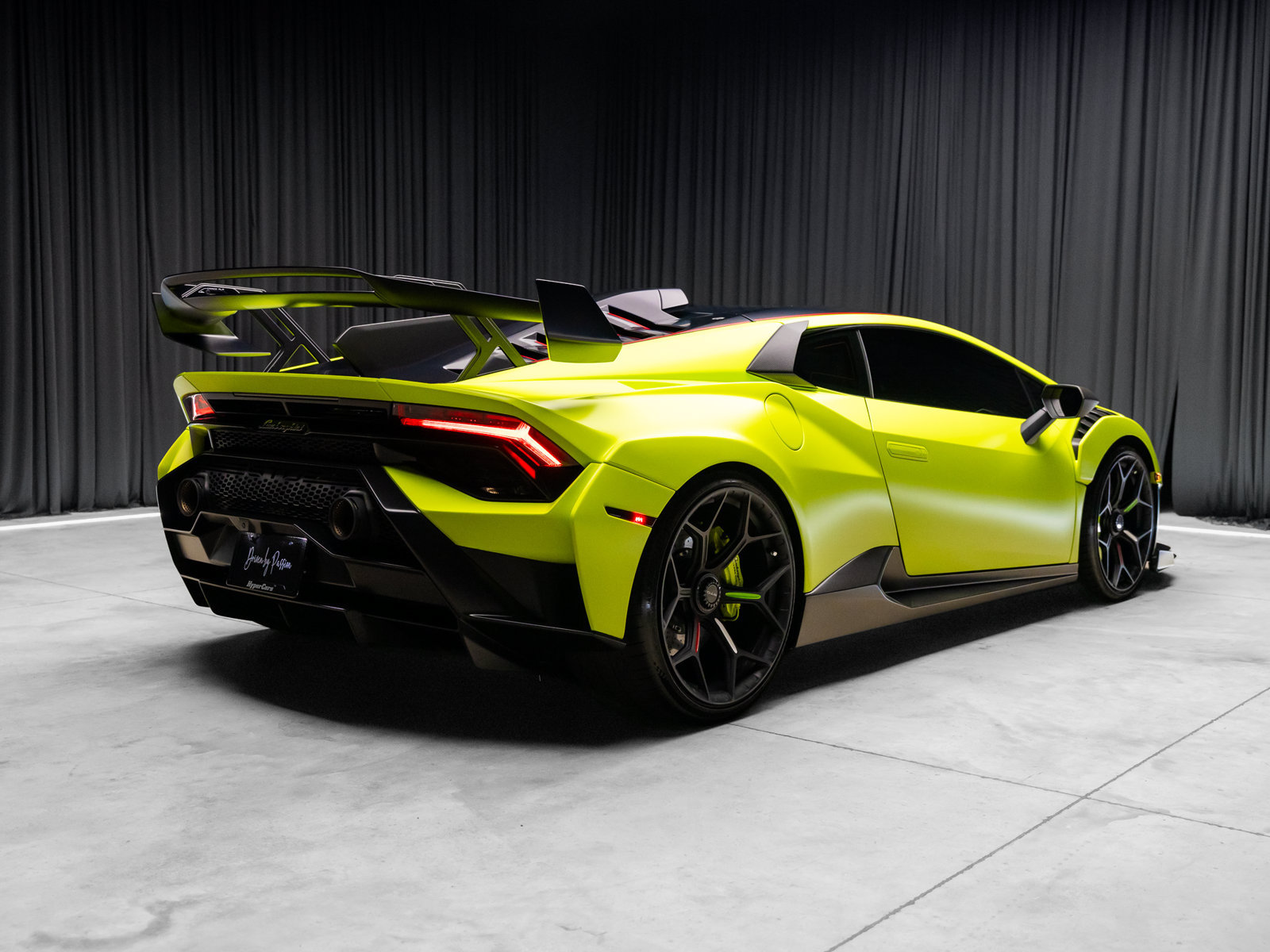Used 2022 Lamborghini Huracan STO RWD image 55