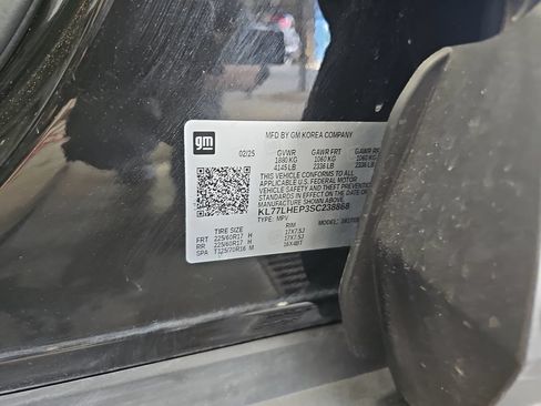 Used 2025 Chevrolet Trax LT w/ LT Convenience Package FWD image 43