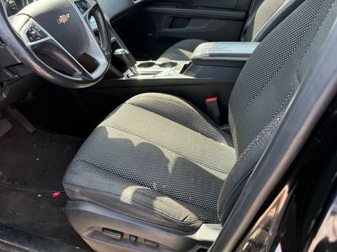 Used 2016 Chevrolet Equinox LT FWD image 4