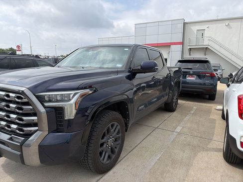 Used 2023 Toyota Tundra Platinum AWD/4WD image 1