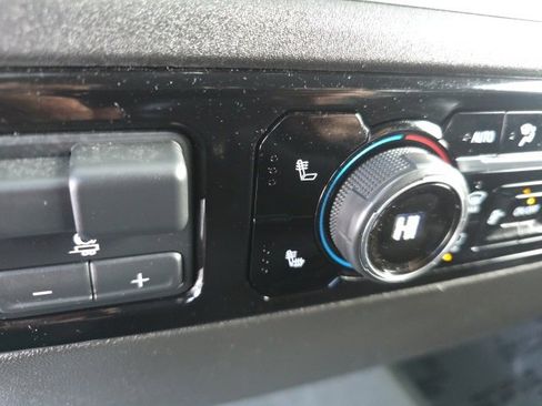 Used 2023 Chevrolet Silverado 1500 RST image 31