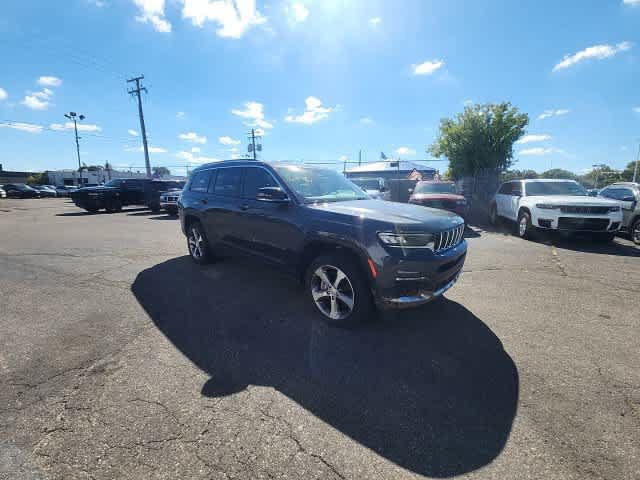Used 2023 Jeep Grand Cherokee L Limited AWD/4WD image 7