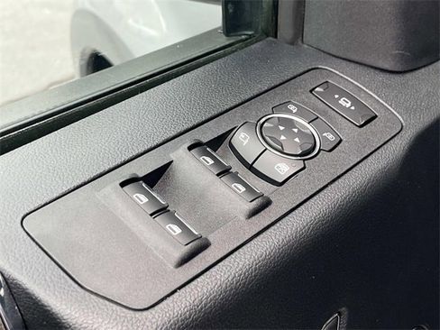 Used 2020 Ford F250 Lariat w/ Chrome Package image 29