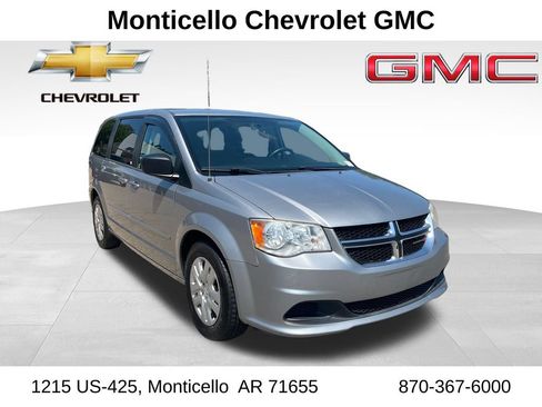 Used 2017 Dodge Grand Caravan SE w/ UConnect Hands-Free Group FWD image 1