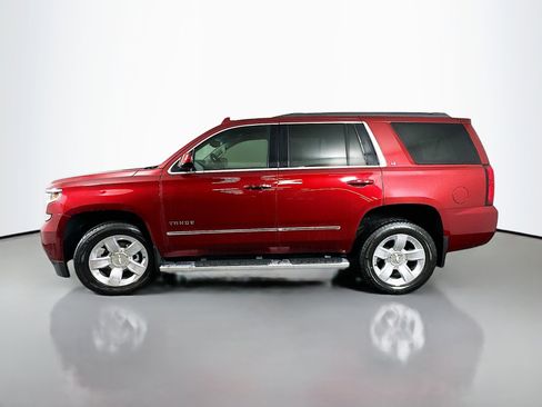 Used 2019 Chevrolet Tahoe LT w/ LT Signature Package image 4