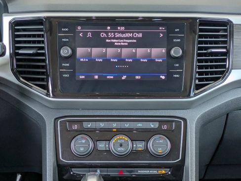 Used 2022 Volkswagen Atlas SE FWD image 20