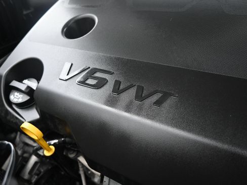 Used 2023 Chevrolet Traverse LS w/ Safety Package FWD image 34