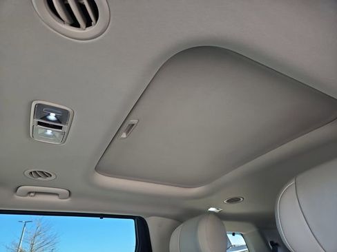 New 2026 Kia Carnival SX Prestige FWD image 12