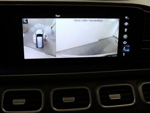 Used 2022 Mercedes-Benz GLS 580 GLS 580 image 29